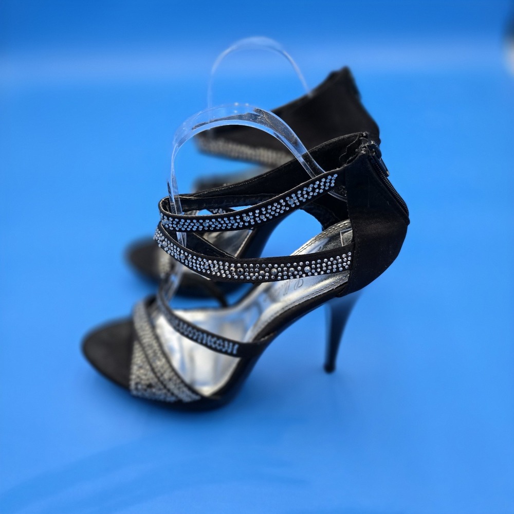 De Blossom Colllection Beyonz-63 Sz 8.5 Strappy High Heels